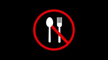 Çatal kaşığa izin verilmiyor. Kırmızı renk işareti yok. Yemek kısıtlaması yok.