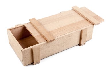 Beyaz bir arka plan üzerinde izole ahşap kutu.