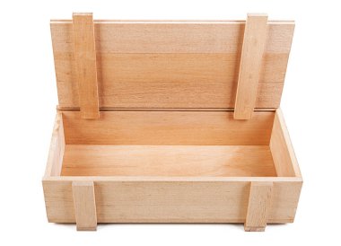 Beyaz bir arka plan üzerinde izole ahşap kutu.