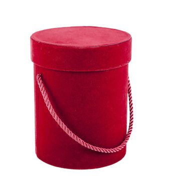 Kırmızı hediye kutusu beyaz arka planda izole edilmiş. Kırpma yolu dahil.