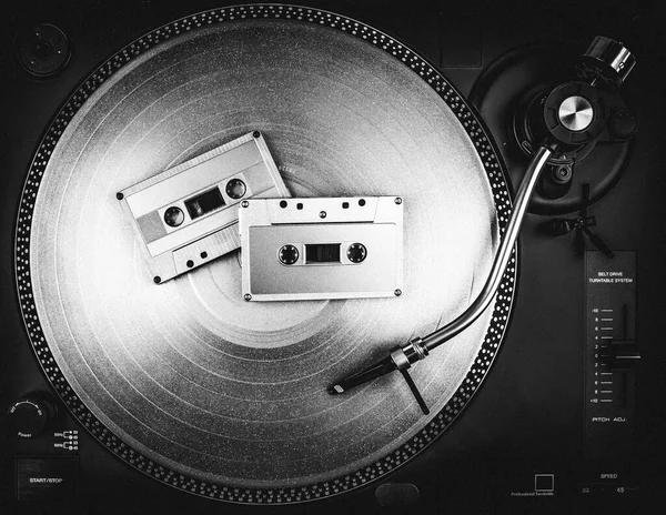 Gramofon Grający Bliska Płytę Winylową Retro Sprzęt Audio — Zdjęcie stockowe