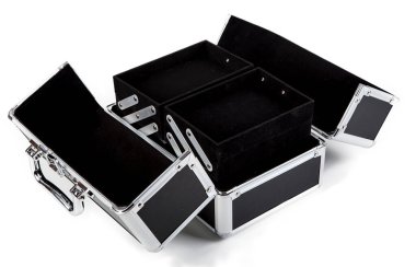 Beyaz arka planda izole edilmiş siyah deri bir çanta. Kırpma yolu dahil