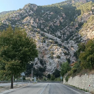 Hayatın, doğanın, binaların, sade manzaranın fotoğrafları.