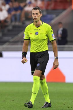İtalya, Milan, 30 Ağustos 2024: Matteo Marchetti (hakem) FC Inter - Atalanta BC, Serie A Tim 2024-2025 gün 3, San Siro Stadyumu