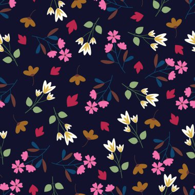 İskandinav çiçekleri kusursuz bir desen çiziyor. Çiçek desenli pembe skandi çiçekleri ve yaprakları. Gece mavisi arkaplanda allover desenli çiçek deseni.