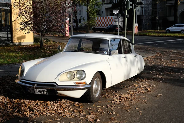 Berlin Germany October 2022 White Citroen Vintage Car Charateristic Double — Stock Photo, Image