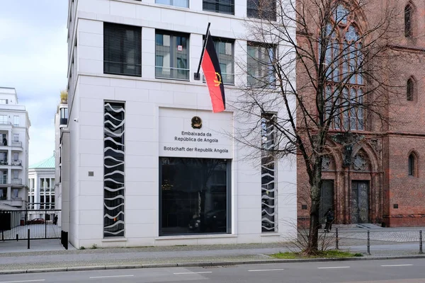 Berlin Allemagne Avril 2023 Ambassade République Angola Près Église Friedrichswerder — Photo
