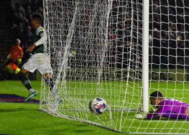 GoAL Plymouth Argyle forveti Morgan Whittaker (19), 25 Ekim 202 'de Home Park, Plymouth, İngiltere' de oynanan Sky Bet League 1 karşılaşmasında 2-1 'lik skorla gol attı.