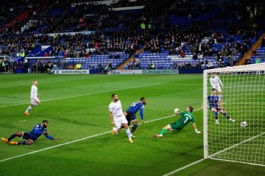 Tranmere Rovers 'ın 10 numaralı oyuncusu Kane Hemmings, 25 Ekim 202' de Birkenhead, İngiltere 'deki Prenton Park' ta oynanan Sky Bet 2 karşılaşmasında 1-1 öne geçti.