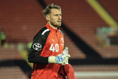 Bradley Collins # 40 Barnsley maç öncesi ısınma sırasında Sky Bet 1 maçından önce Barnsley Lincoln City ile Oakwell, Barnsley, Birleşik Krallık, 25 Ekim 202
