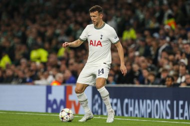 Tottenham Hotspur 'dan İvan Perii UEFA Şampiyonlar Ligi maçı sırasında Tottenham Hotspur' a karşı Lizbon Tottenham Hotspur Stadyumu, Londra, 26 Ekim 2022
