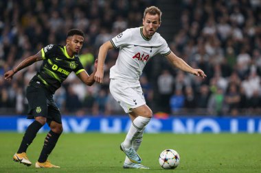 Tottenham Hotspur 'dan Harry Kane 26 Ekim 202' de Tottenham Hotspur, Londra 'daki Tottenham Hotspur Stadyumu' nda oynanan UEFA Şampiyonlar Ligi maçında topla bir çıkış yaptı.