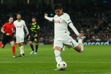Tottenham Hotspur 'dan Son Heung-Min 26 Ekim 202' de Tottenham Hotspur, Londra 'daki Tottenham Hotspur Stadyumu' nda oynanan UEFA Şampiyonlar Ligi maçında gol attı.