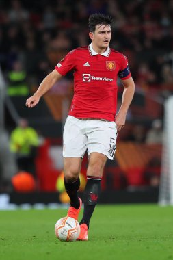 UEFA Avrupa Ligi karşılaşması sırasında Harry Maguire Manchester United ve Şerif Tiraspol 'e karşı Old Trafford, Manchester, İngiltere, 27 Ekim 202