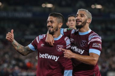 West Ham United 'ın Manuel Lanzini # 10' u UEFA Avrupa Konferans Ligi maçı West Ham United - Silkeborg maçında 27 Ekim 202 'de Londra Stadyumu' nda 1-0 kazanma hedefini kutluyor.