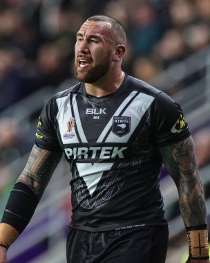 Yeni Zelandalı Nelson Asofa-Solomona, Rugby Ligi 2021 Dünya Kupası C Grubu maçında Headingley Stadyumu 'nda Yeni Zelanda' ya karşı İrlanda maçı, 28 Ekim 202