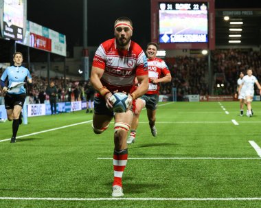 Gloucester Rugby 'nin kaptanı Lewis Ludlow, 28 Ekim 202' de İngiltere 'nin Kingsholm Stadyumu' nda oynanan Gallagher Premiership maçında Gloucester vs Exeter Chiefs maçında gol attı.