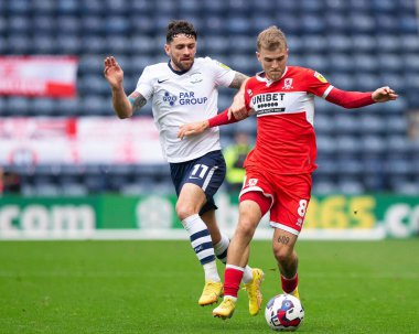 Middlesborough 'dan Riley McGree # 8 Sky Bet Şampiyonası maçında Preston North End ile Deepdale, Preston, Birleşik Krallık' ta karşı karşıya, 29 Ekim 202