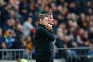 Hull City 'nin geçici teknik direktörü Andy Dawson ve Robbie Stockdale Hull City' nin ilk takım koçu Hull City - Blackburn Rovers maçında MKM Stadyumu, Hull, Birleşik Krallık, 29 Ekim 202