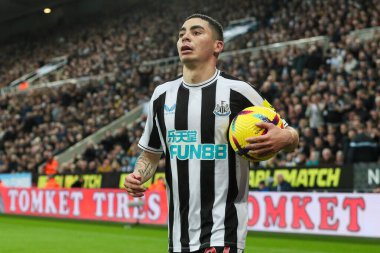 Newcastle 'dan Miguel Almirn # 24 Premier League maçı sırasında Newcastle United, Aston Villa' ya karşı St. James 's Park, Newcastle, Birleşik Krallık, 29 Ekim 2022