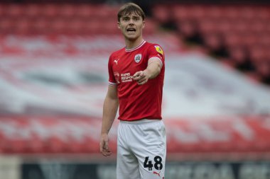 Barnsley 'den Luca Connell, 29 Ekim 202' de Oakwell, Barnsley 'de oynanan Sky Bet 1 karşılaşmasında tepki gösterdi.
