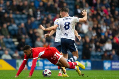 Preston North End 'den Alan Browne 29 numaralı Middlesborough' lu Chuba Akpom 'a 29 numaralı Gökyüzü İddia Şampiyonası maçında meydan okuyor Preston North End Middlesbrough' a karşı Deepdale, Preston, Birleşik Krallık, 29 Ekim 202