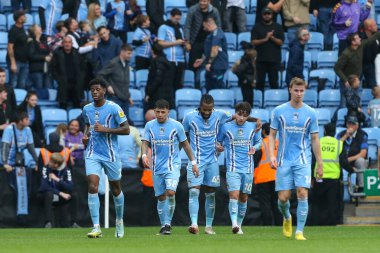 Coventry City 'den Kasey Palmer 29 Ekim 202' de Coventry Building Society Arena, Coventry, İngiltere 'de oynanan Sky Bet Şampiyonası maçında 1-0' lık galibiyetini kutluyor.