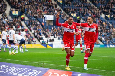 Middlesborough 'dan Chuba Akpom # 29, 29 Ekim 202' de Deepdale, Preston, Birleşik Krallık 'ta oynanan Sky Bet Şampiyonası maçında 0-1 kazanma hedefini kutluyor.