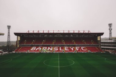Oakwell Stadyumu 'ndaki genel manzara Sky Bet Ligi 1' in önünde Barnsley ile Forest Green Rover maçı Oakwell, Barnsley, Birleşik Krallık 'ta, 29 Ekim 202
