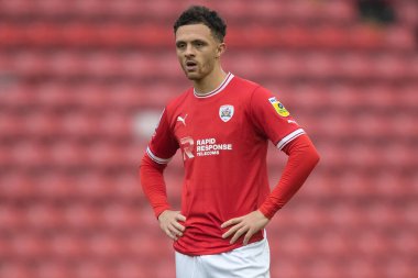 Barnsley 'den Jordan Williams # 2 Sky Bet Ligi 1 maçında Barnsley - Forest Green Rovers - Oakwell, Barnsley, Birleşik Krallık, 29 Ekim 202