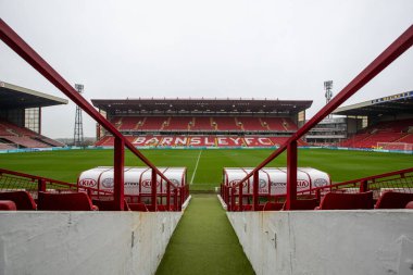 Oakwell Stadyumu 'ndaki genel manzara Sky Bet Ligi 1' in önünde Barnsley ile Forest Green Rover maçı Oakwell, Barnsley, Birleşik Krallık 'ta, 29 Ekim 202