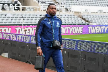 Newcastle 'dan Allan Saint-Maximin # 10 Premier League maçı sırasında Newcastle United, Aston Villa' ya karşı St. James 's Park, Newcastle, 29 Ekim 202