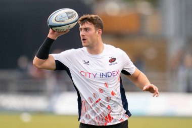  Saracens 4. Callum Hunter-Hill, 30 Ekim 202 'de StoneX Stadyumu' nda oynanan Gallagher Premiership maçından önce ısınıyor.