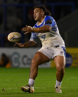 Samoa takımından Josh Papalii, 30 Ekim 202 'de İngiltere' nin Warrington kentinde oynanan Rugby Ligi Dünya Kupası 2021 Grubu A Grubu maçında Fransa 'ya karşı Halliwell Jones Stadyumu' nda maç yapıyor.