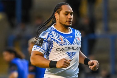 Samoa 'dan Martin Taupau, Rugby Ligi Dünya Kupası 2021 Grubu önünde oynanan hazırlık maçında A Grubu Fransa' ya karşı Halliwell Jones Stadyumu, Warrington, İngiltere, 30 Ekim 202