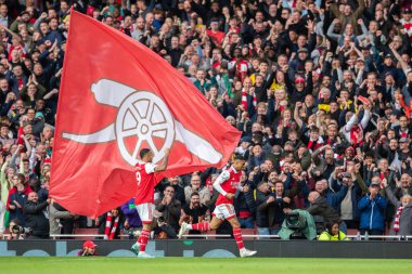 Arsenal 'den Reiss Nelson # 24 Premier League maçında günün ikinci maçını kutluyor. Arsenal - Nottingham Ormanı - Emirates Stadyumu, Londra, Birleşik Krallık, 30 Ekim 202