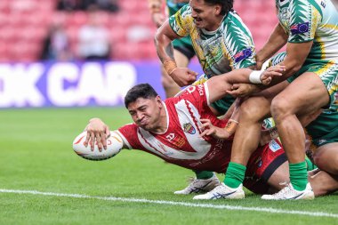 Tonga 'dan Jason Taumalolo, 30 Ekim 202' de İngiltere 'nin Middlesbrough kentindeki Riverside Stadyumu' nda oynanan Rugby Ligi Dünya Kupası 2021 Grubu D Grubu maçına katılacak.