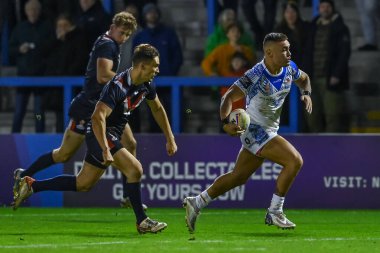 Samoa 'dan Danny Levi, 30 Ekim 202' de İngiltere 'nin Warrington kentinde oynanan Rugby Ligi Dünya Kupası 2021 Grubu A Grubu maçında Fransa' ya karşı Halliwell Jones Stadyumu 'nda mola verdi.
