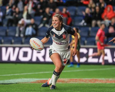 Tara Jones England, İngiltere 'nin 1 Kasım 202' de Headingley Stadyumu 'nda oynanan 2021 Bayanlar Rugby Dünya Kupası karşılaşmasında şansını kutluyor.