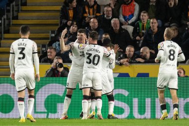 Middlesbrough 'dan Chuba Akpom 29 numara, 1 Kasım 202' de MKM Stadyumu 'nda oynanan Sky Bet Şampiyonası maçında golünü 0-1' lik skorla kutluyor.