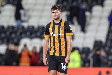 Hull City 'nin, Hull City' nin 1 Kasım 202 'de MKM Stadyumu' nda Hull City ile Middlesbrough arasındaki Sky Bet Şampiyonası maçında 1-3 kaybettikten sonra 16 numaralı depresif Ryan Longman.