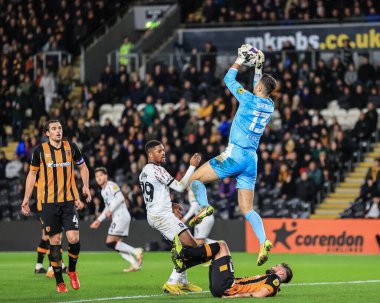 Hull City 'den 13 numaralı Nathan Baxter 1 Kasım 202' de Hull City, Hull Stadyumu 'nda Middlesbrough' a karşı oynanan Sky Bet Şampiyonası maçında kurtarıyor.