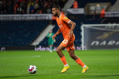 Blackpool 'dan CJ Hamilton # 22 Sky Bet Şampiyonası' nda West Bromwich Albion 'a karşı The Hawthorns, West Bromwich, İngiltere, 1 Kasım 202