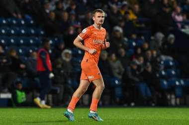 Blackpool 'dan Callum Connolly # 2 Sky Bet Şampiyonası maçı sırasında West Bromwich Albion, Blackpool' a karşı The Hawthorns, West Bromwich, İngiltere, 1 Kasım 202