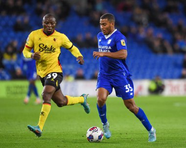 Cardiff City 'den Andy Rinomhota # 35 numara Watford Sky Bet Şampiyonası' nda Watford 'lu Edo Kayembe # 39' u Cardiff City, Cardiff City Stadyumu 'nda Watford' a karşı 2 Kasım 202 'de yendi.