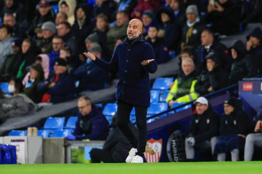 UEFA Şampiyonlar Ligi maçında Manchester City - Sevilla maçında Manchester City teknik direktörü Pep Guardiola, Etihad Stadyumu, Manchester, İngiltere, 2 Kasım 202