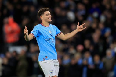 Manchester City 'den Julian Alvarez 2 Kasım 202' de Etihad Stadyumu 'nda oynanan UEFA Şampiyonlar Ligi maçında 2-1' lik skoru kutluyor.