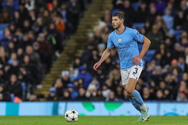 Manchester City ile Manchester City arasındaki UEFA Şampiyonlar Ligi maçı sırasında 3 numaralı Rben Dias, 2 Kasım 2022 'de Etihad Stadyumu' nda karşı karşıya geldi.