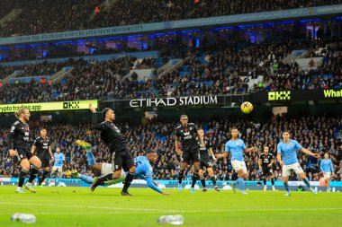Manchester City 'den Manuel Akanji 5 Kasım 202' de Etihad Stadyumu 'nda Manchester City Fulham' a karşı oynanan Premier League maçında kaleye kafa attı.