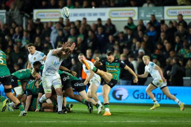 Northampton Saints 'ten Tom James Gallagher Premiership maçında Northampton Saints, Exeter Chiefs' e karşı Franklin 's Gardens, Northampton, İngiltere, 4 Kasım 202